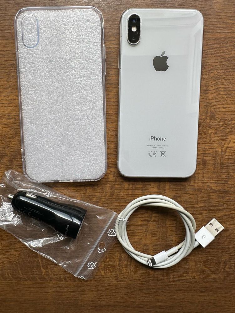iPhone XS 256Gb alb cu baterie noua