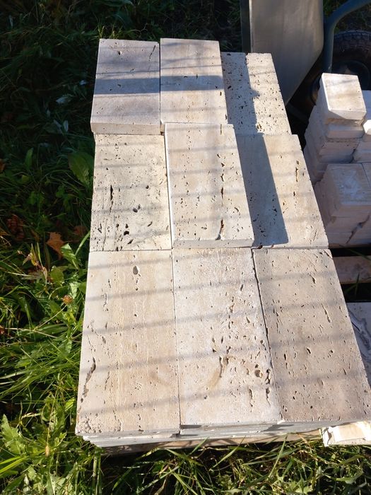 Vând travertin 15x30x3cm