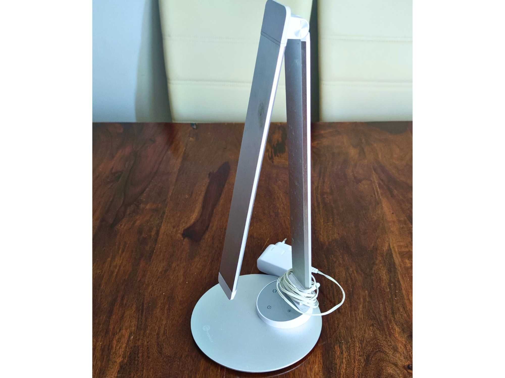 Lampa pentru birou led