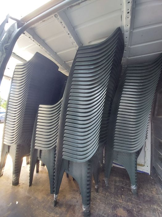Scaune  plastic o singura data folosite