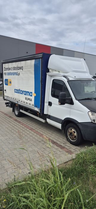 Vand iveco Daily 8 paleti cu lift