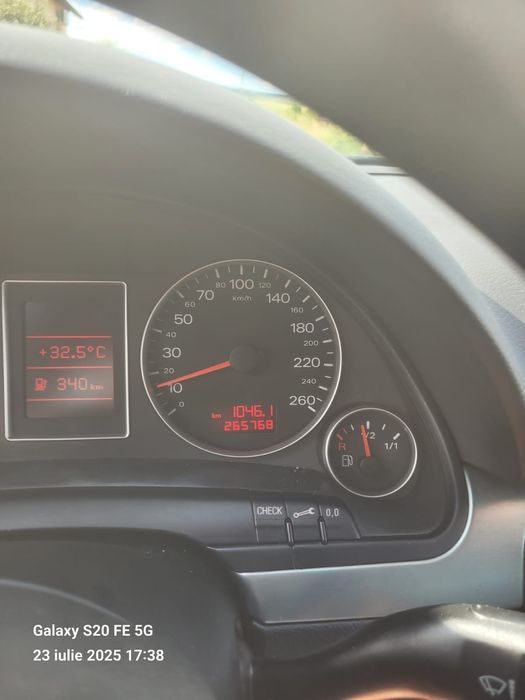 Vand Audi A4 B7 2005