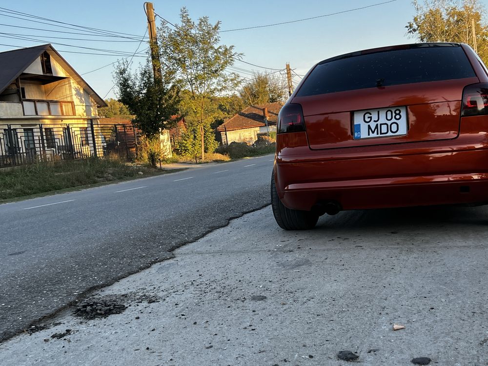 Vand sau schimb audi a3  cu e 92 cu a5 sau f10 dreapta