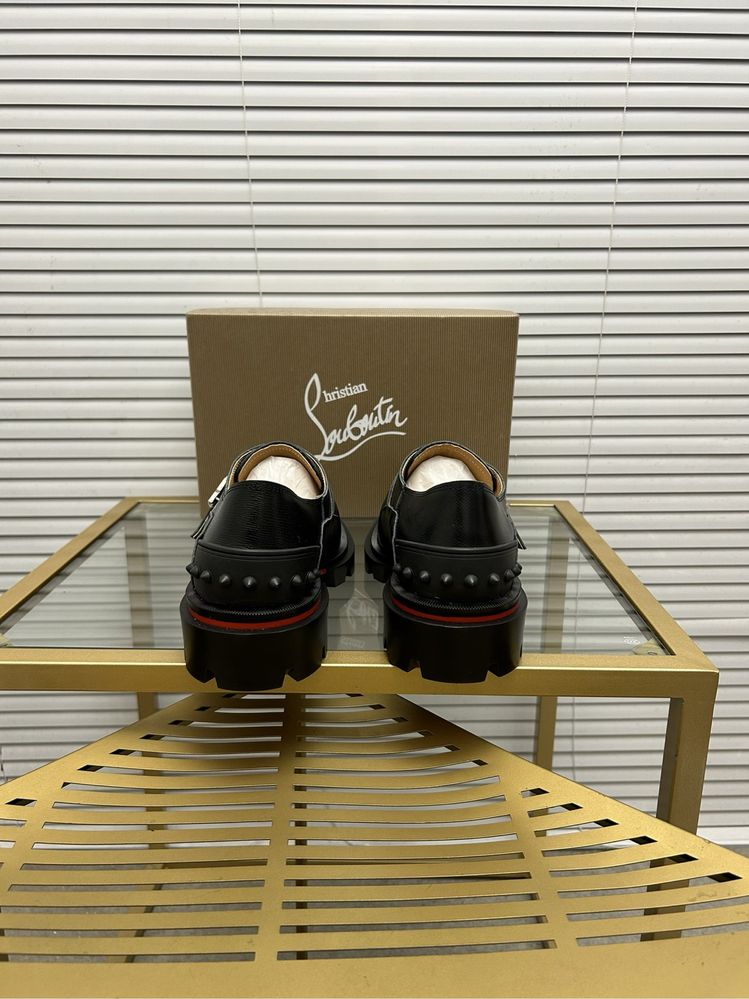 C.Louboutin premium