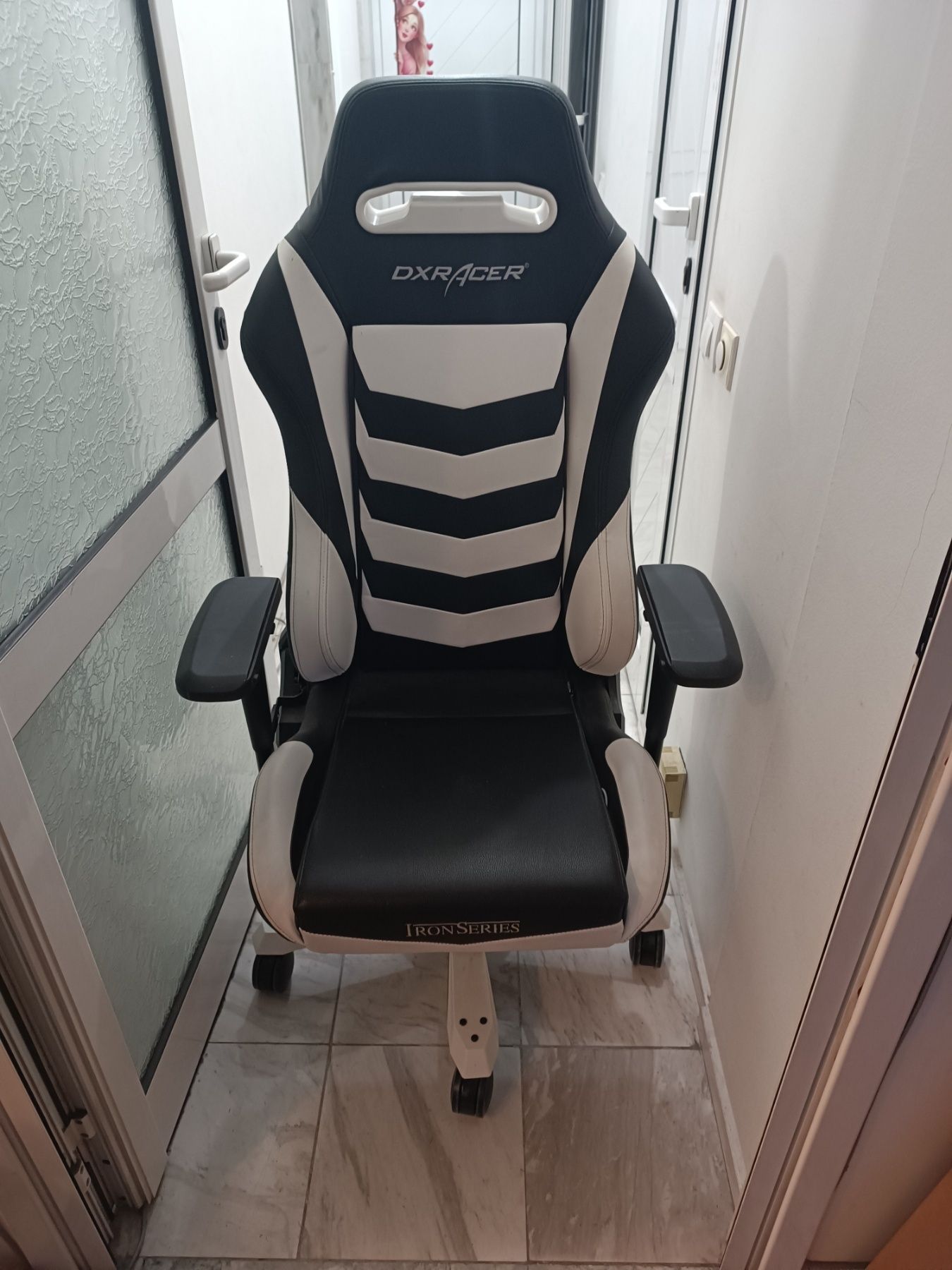 Геймърски стол DX Racer Iron Series