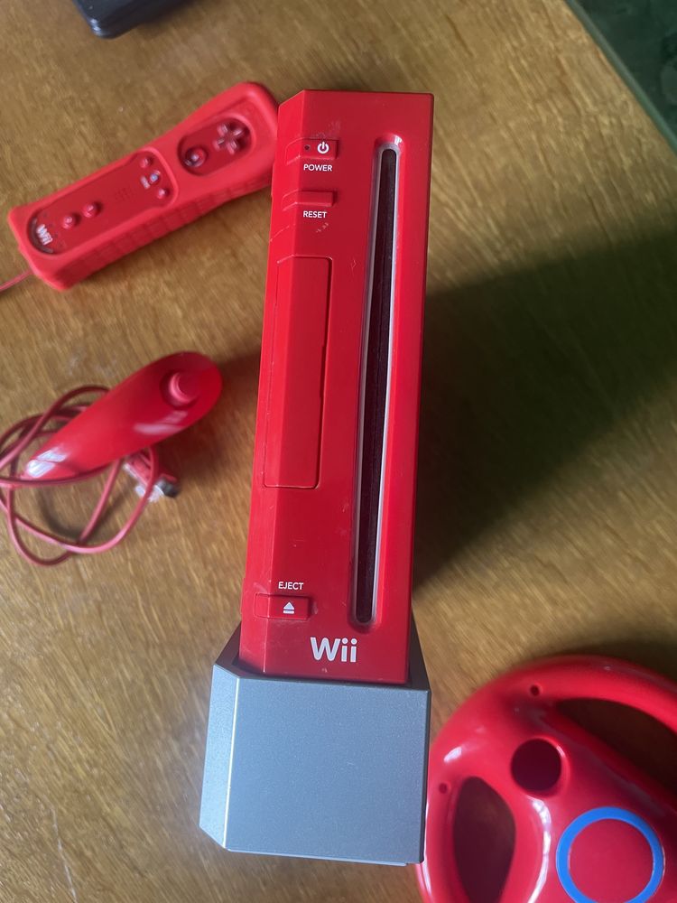 Nintendo Wii model Rosu (impecabil)