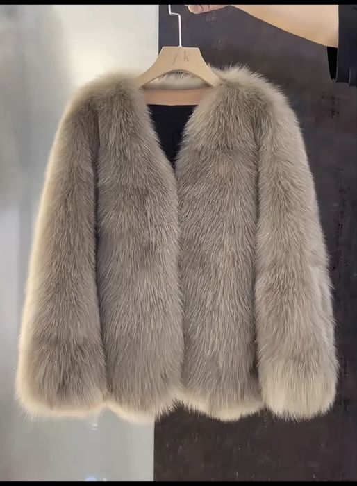 Продам красивую шубку из искуственного меха