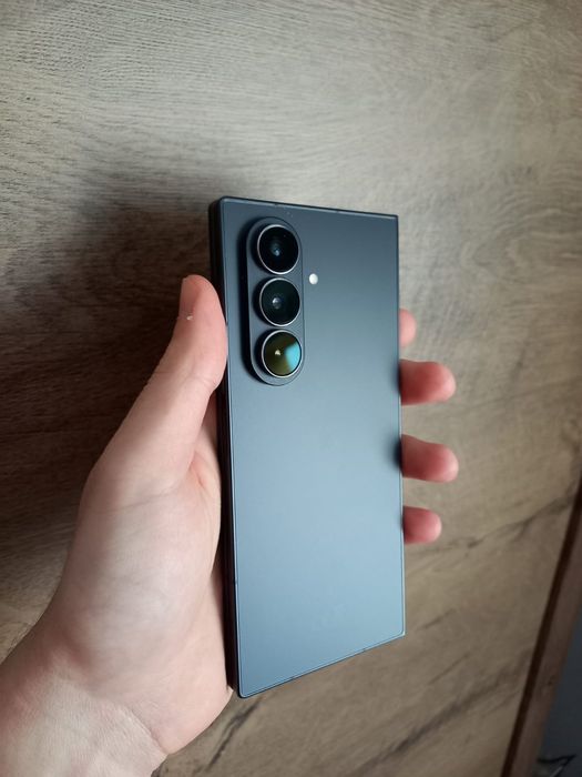 Samsung Z Fold 7 256gb Negru