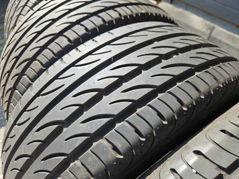 4бр. 205/40 17 Pirelli 6-7mm