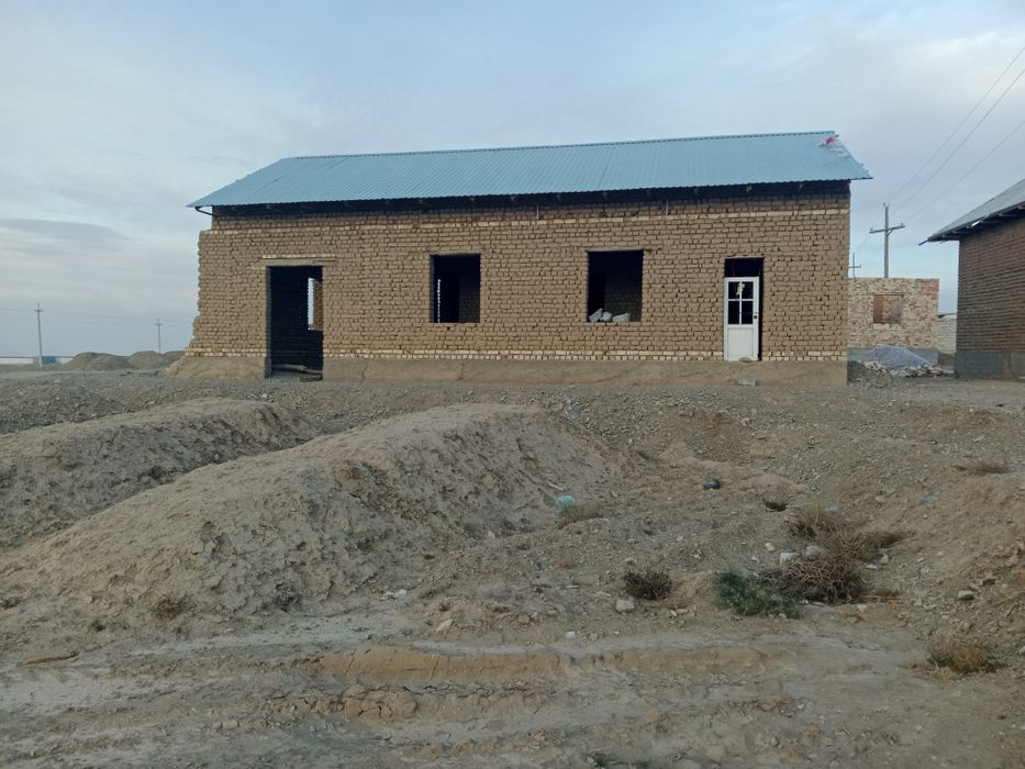 Uchastka tez arzon narxda sotiladi