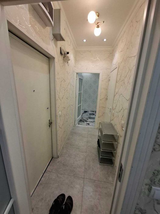 chilonzor 8 kvartaldan 2 xonali uy sotiladi