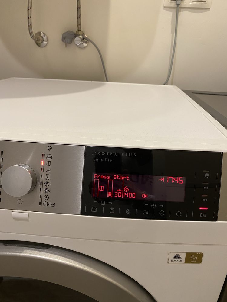 Сушилня AEG T96699IH, А+++ 9кг