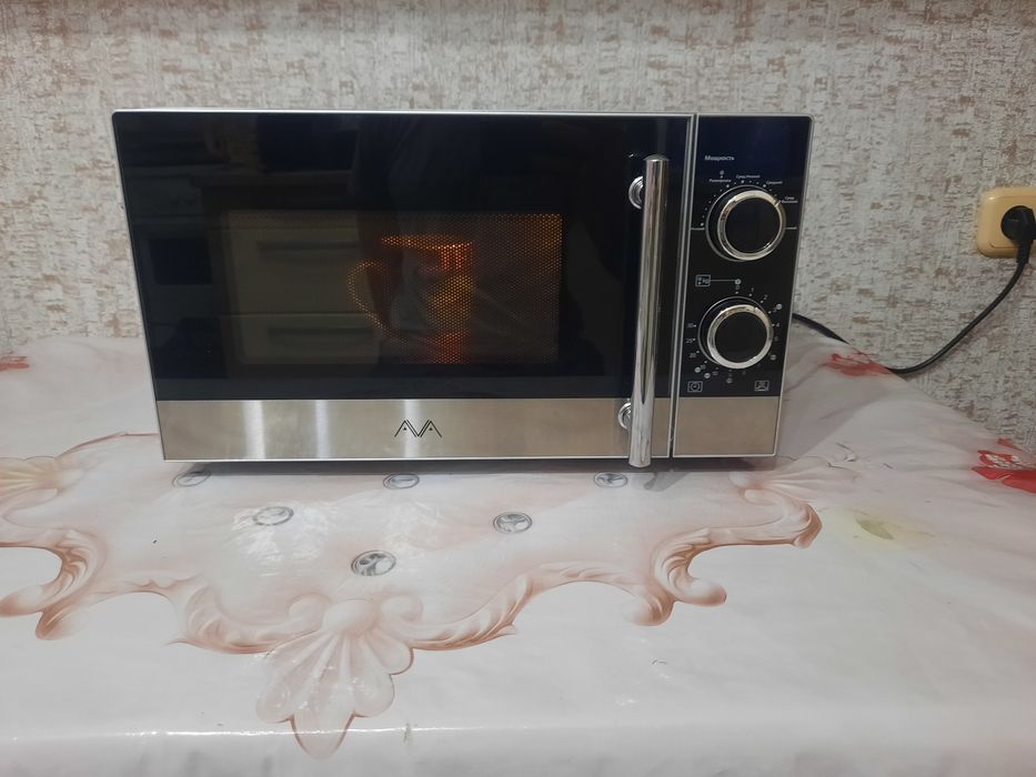 микроволновка AVA