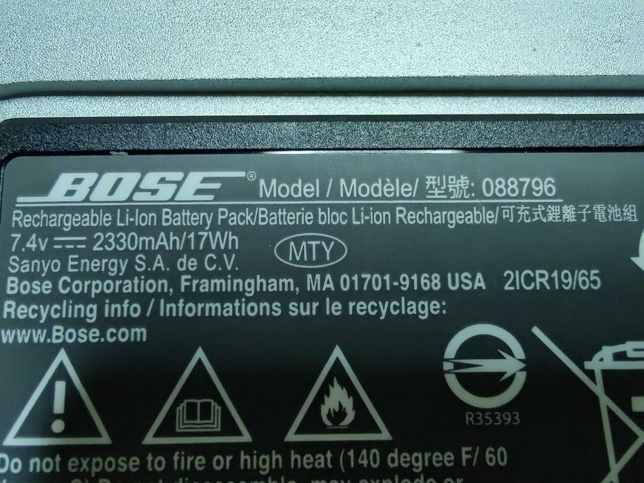 Boxa portabila Bose SoundLink Mini Bluetooth Series II Silver Completa