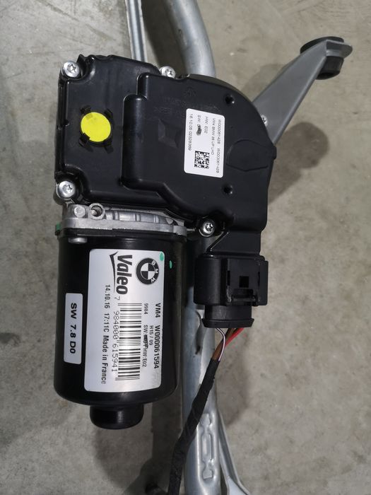 Ansamblu ștergator motoras bmw seria 5 G30 G31 2017 volan stanga