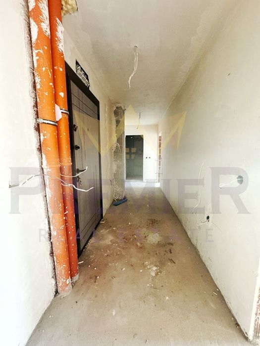 Продава се Тристаен апартамент в Варна, Владислав Варненчик - 105 кв.м за 1134 €/кв.м - Снимка #3