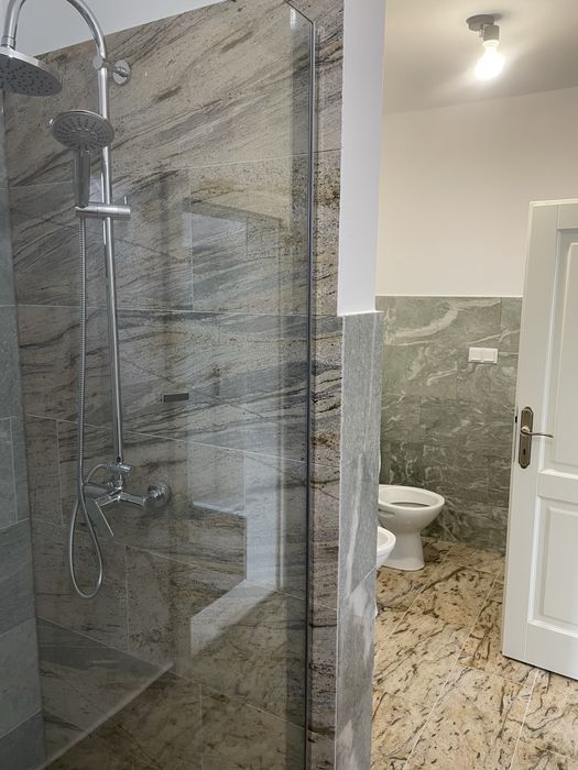 Casa de inchiriat.zona centrala.str Teiului 10.disponibila din 15 dec