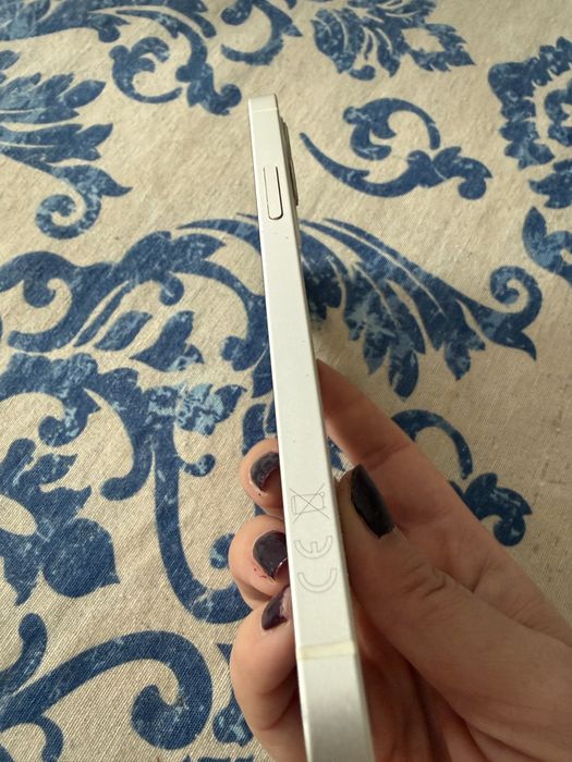 Айфон 12 !128гб !Перфектно състояние без забележки!