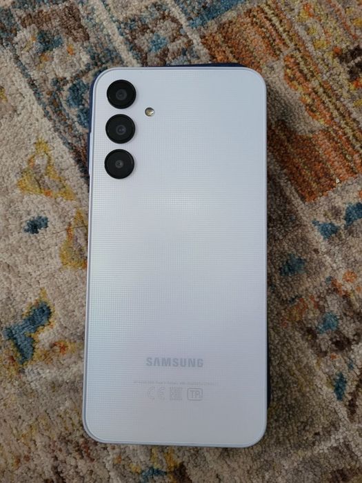 Смартфон самсунг а25