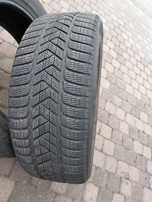 235/55/19" pirelli 2бр.гуми