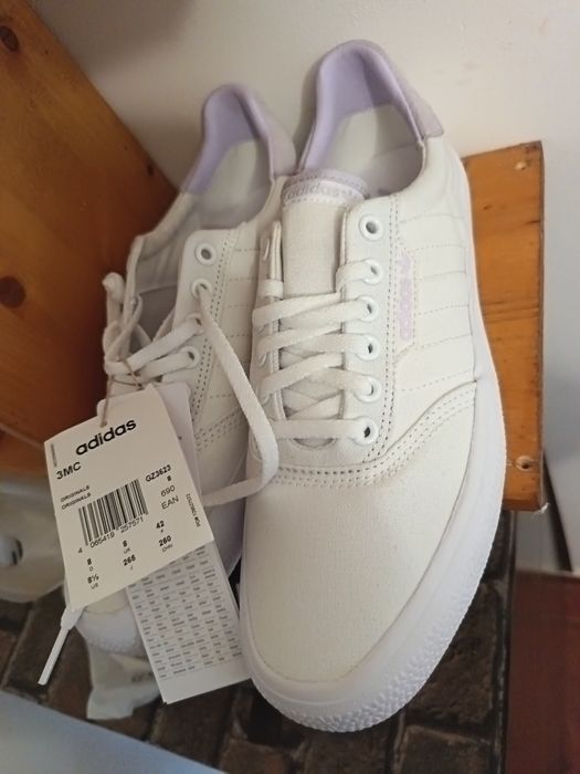 De vânzare Tenesi noi Adidas