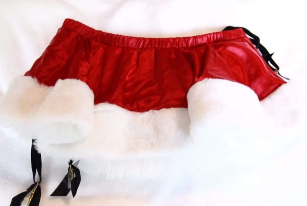 Victoria's Secret lenjerie Craciunita fusta mini -jartelute