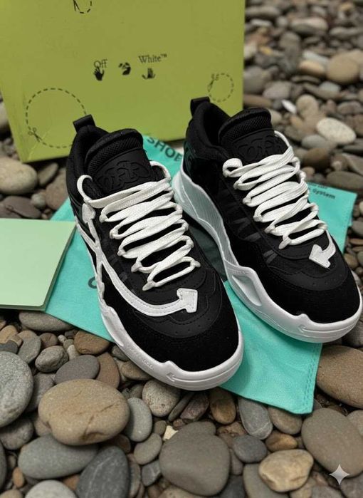 OFF White Odsy 1000 Negru Alb - Full Box