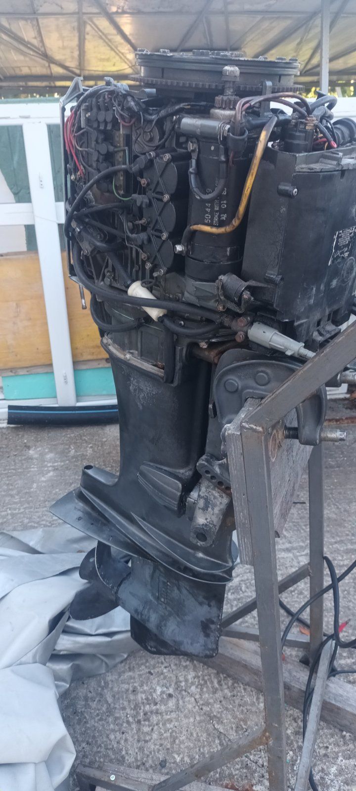 Продавам извънбордов Mariner 60 hp 2 такта