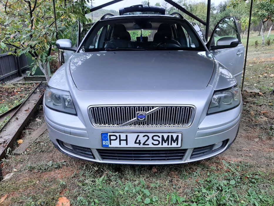Vând Volvo V50 2.0