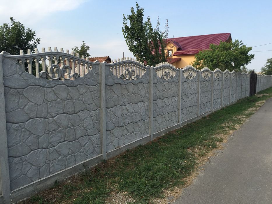 Placi de gard beton