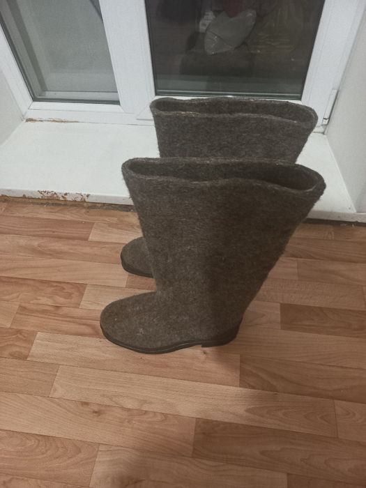 Продам новые валенки, Россия, , овечья шерсть, для низких температур