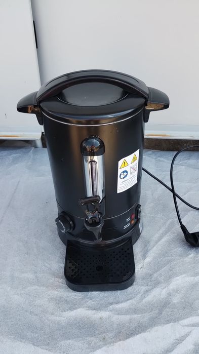 Oala electrica de 10.litri cu robinet pt fiert vin