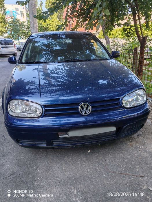 Vând autoturism. Wolswagen golf 4