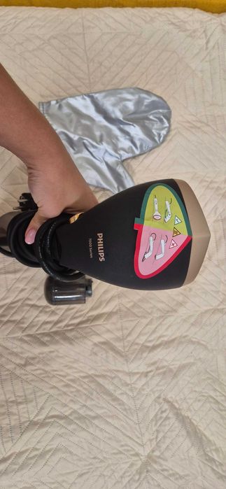 Уред за гладене с пара Philips 7000 STH7060/80