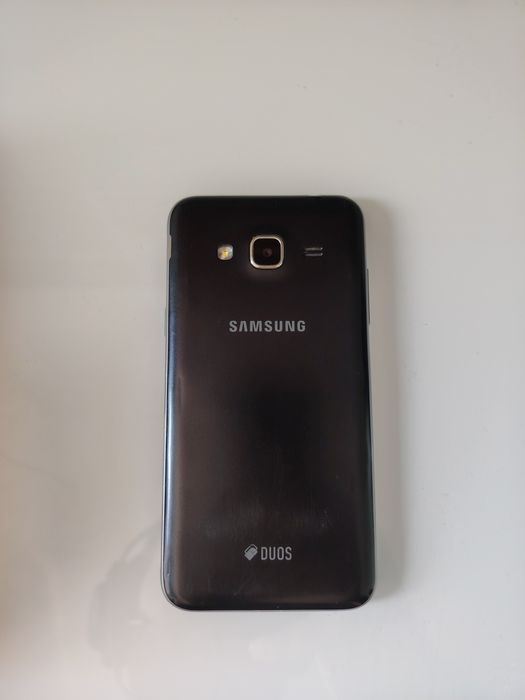 Telefon Samsung J3 2016
