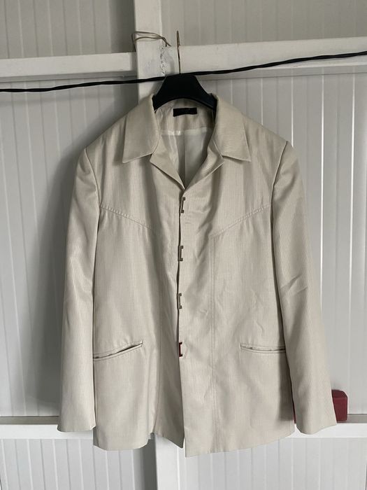 Подарявам  костюм 56 номер