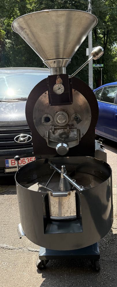 Prajitor de cafea GARANTI