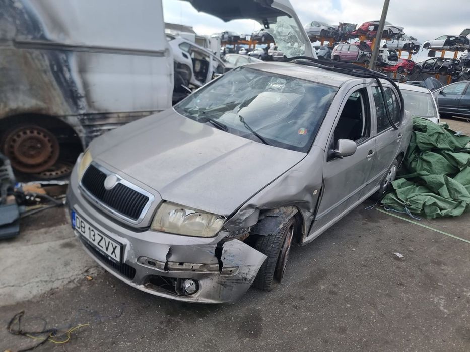 Dezmembrez Skoda Fabia 6Y [facelift] [2004 - 2007] 1.4 tdi BNM