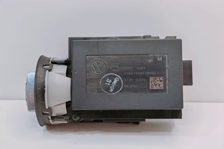 Contact  cu cheie c0905843M Volkswagen VW Passat B6