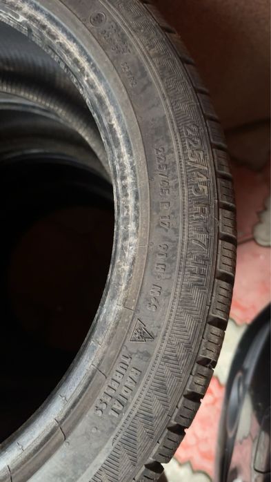 Cauciucuri iarna 225/45 R17