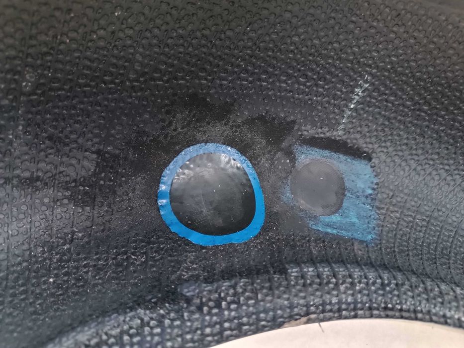 4 Зимни гуми 195 65 15; 7mm+; DEBICA FRIGO 2; Стари, но с мек грайфер.