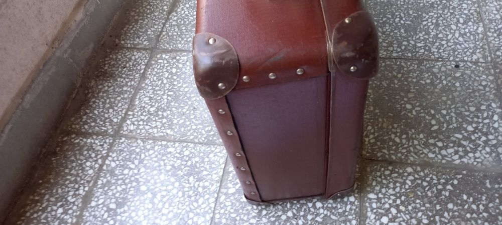 Старинeн куфар   .