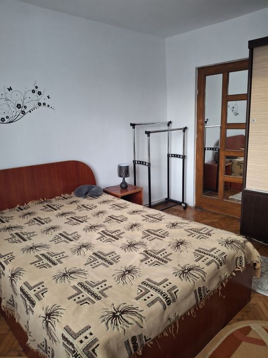 Apartament de închiriat