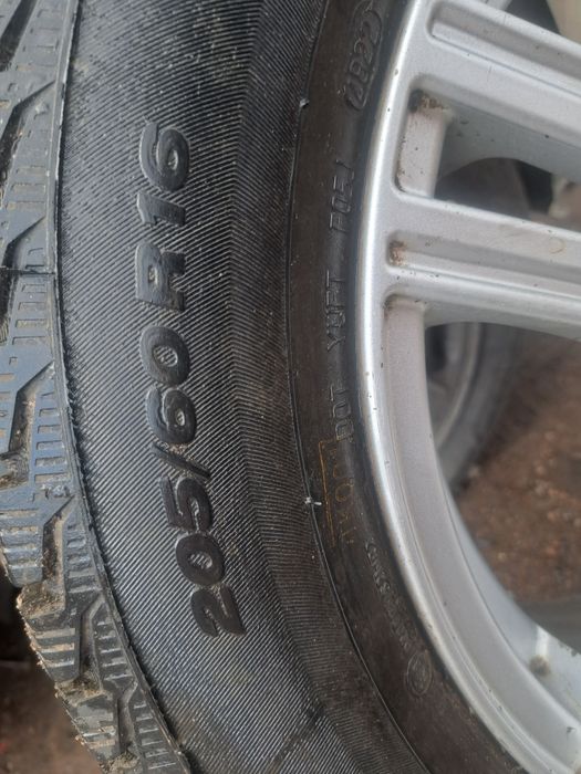 Продается колеса зимные
