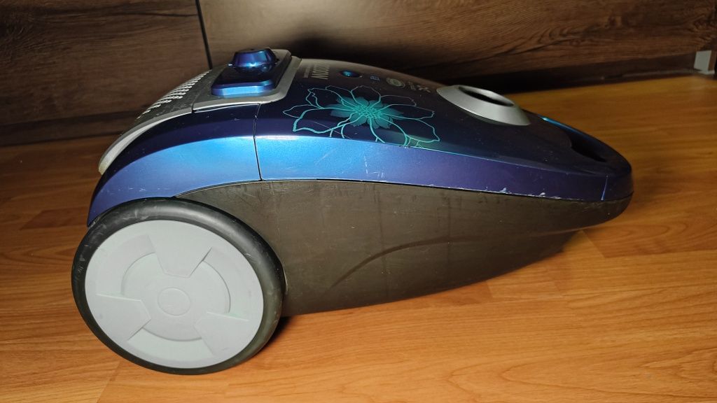 Daewoo Прахосмукачка 2200W