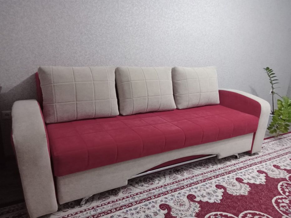 Продам диван в хорошем состоянии