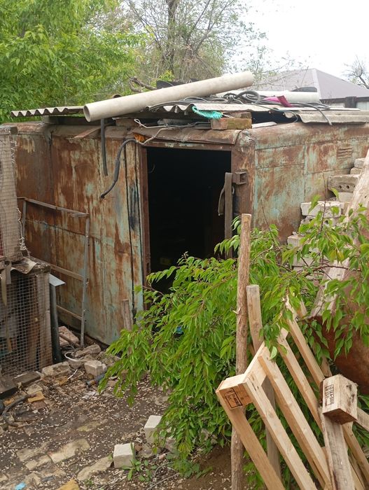 Продам бутку газона