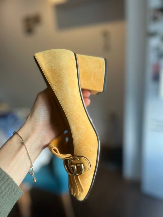 Продавам оригинални обувки Gucci, жълти, 39 номер.