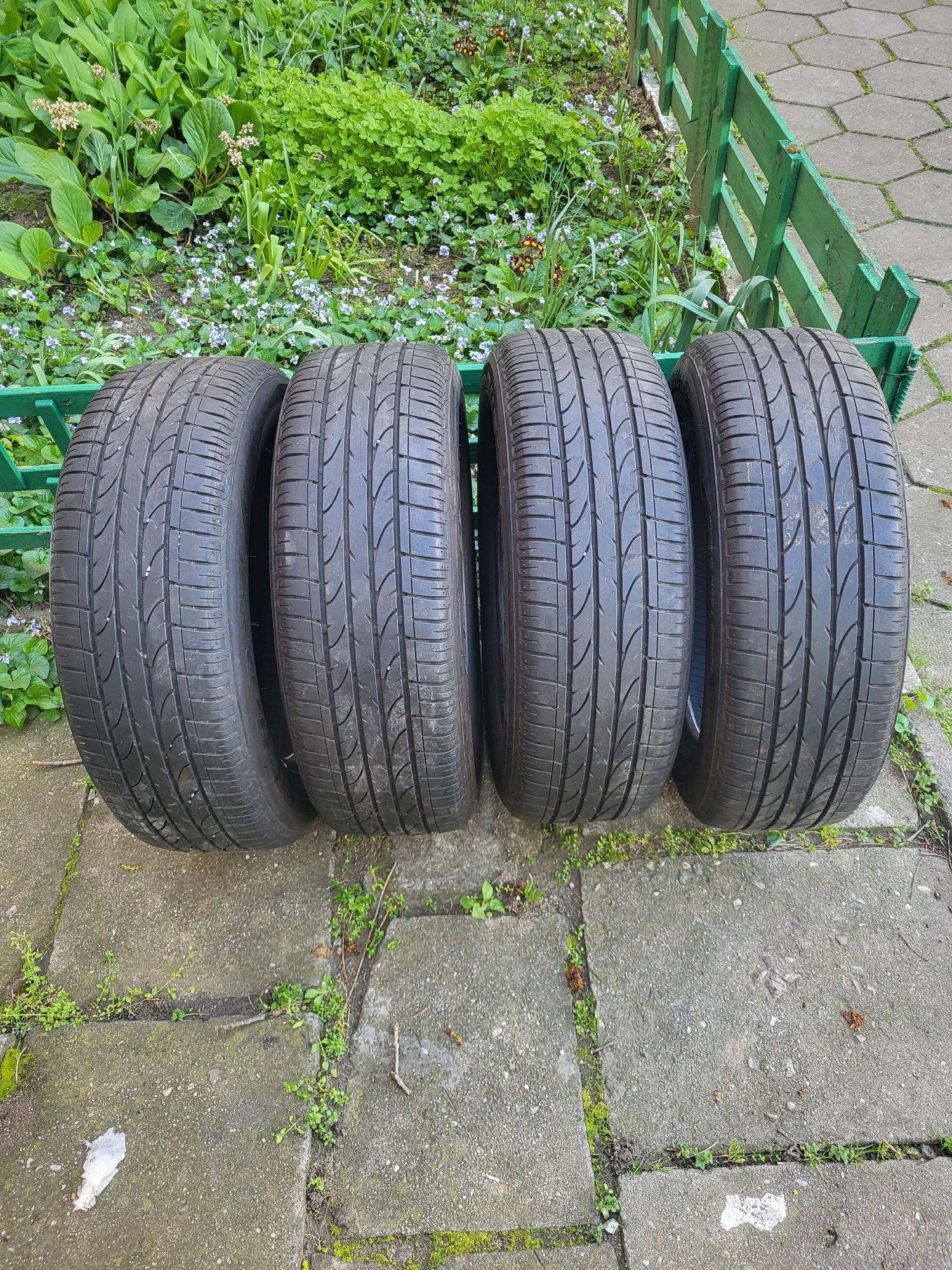 Летни гуми Bridgestone 215/60/17