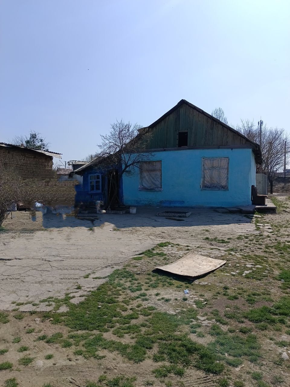 Свой дом старой постройки
